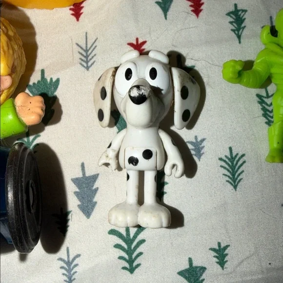 Misc kids toy figures - Picture 2 of 4